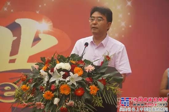 扬帆起航 恒力叉车首家4S店开业啦！