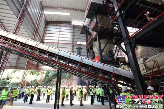 南方路机:以精品制砂技术聚力绿色建材发展