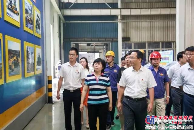 团中央调研组考察徐工集团共青团工作