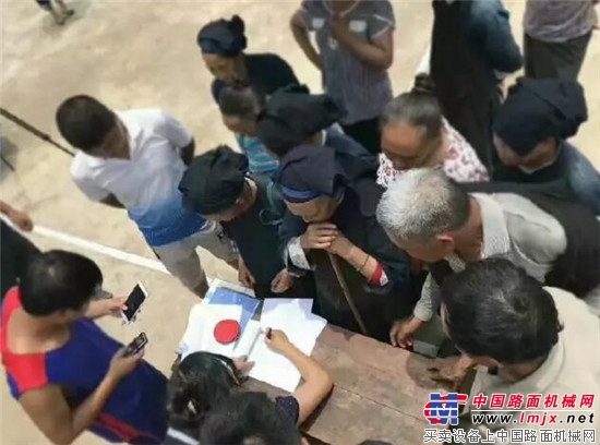 卡特彼勒应急家庭保障箱,让爱心传递中国