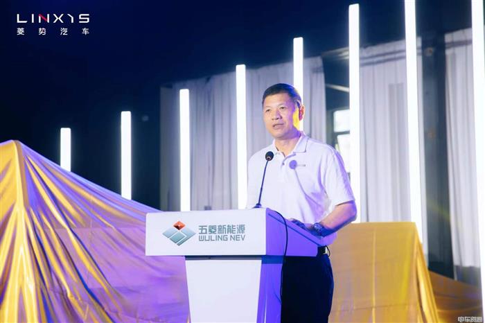 海内海外剑指百万 首款混合动力新能源小卡菱势黄金卡